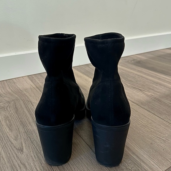 little burgundy emily boots - Picture 3 of 5